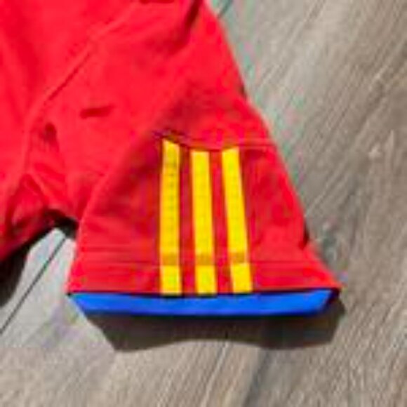 Spain 2010/2011 Away Football Jersey – Size S - Picture 3 of 6